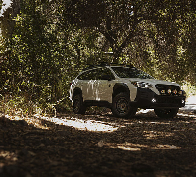 Фото дисков Black Rhino AWOL на Subaru Outback BT