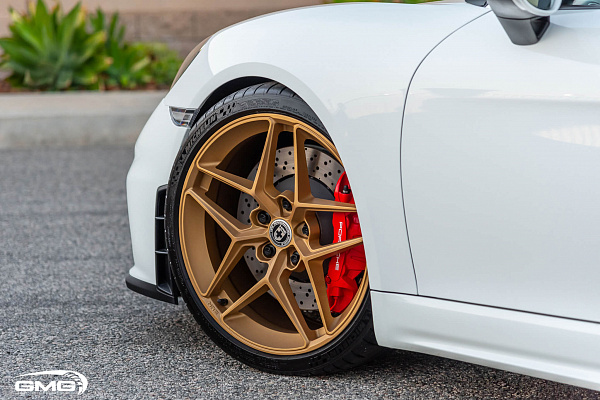 Фото дисков HRE FF11 Сатиновое золото на Porsche Cayman II