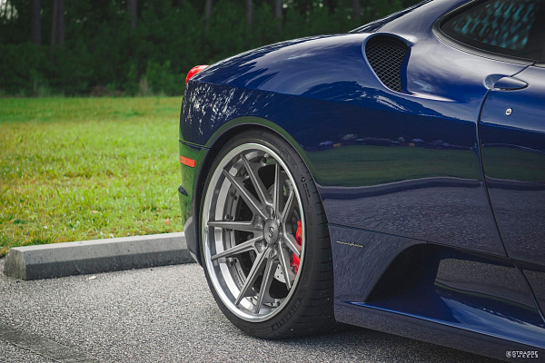 Фото дисков Strasse Wheels SV1 Deep Concave FS Сатиновый тонированный лак на Ferrari F430
