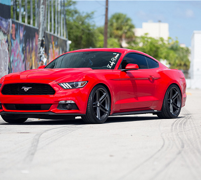 Фото дисков Vossen VFS-5 на Ford Mustang VI