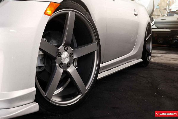 Фото дисков Vossen CV3 Сатиновый графит на Subaru BRZ I