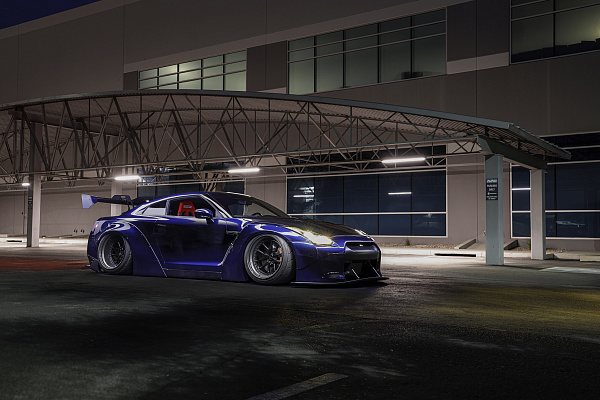 Фото дисков Rotiform SNA Черный глянец на Nissan GT-R