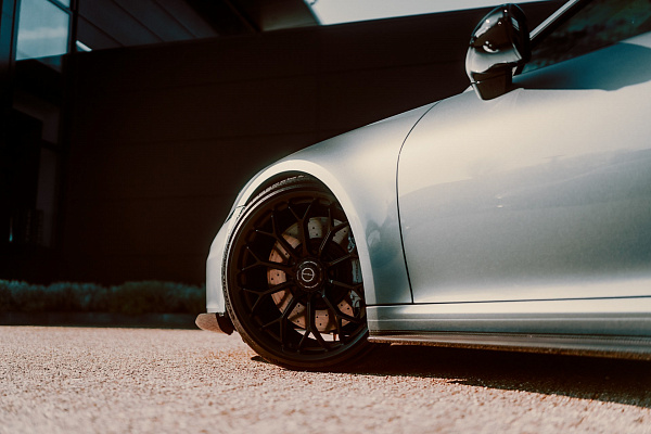 Фото дисков Brixton Forged CM6-RS Черный сатин на Porsche 911 VIII