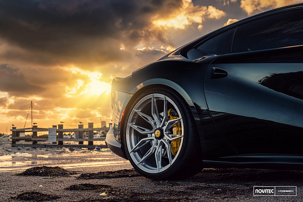 Фото дисков NOVITEC NF11 Глянцевый лак на Ferrari 812