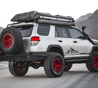 Фото дисков Black Rhino PRIMM на Toyota 4Runner V
