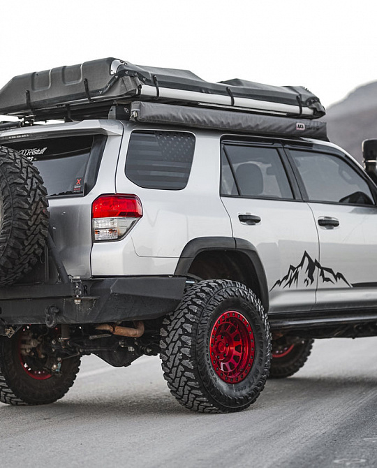 Фото дисков PRIMM Красный глянец на Toyota 4Runner V