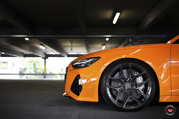 Фото дисков Vossen EVO-4R Глянцевый графит на Audi A/RS 6 (C8)