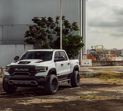 Фото дисков Vossen HF6-5 на Ram 1500 V