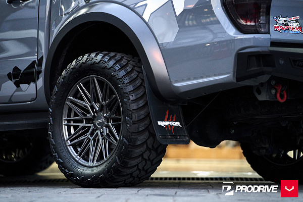 Фото дисков Vossen HF6-5 Сатиновый графит на Ford Ranger T6