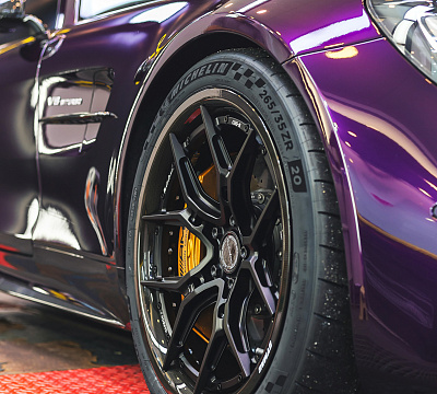 Фото дисков Brixton Forged CM5-R на Mercedes-Benz AMG GT I
