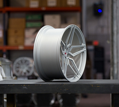 Vossen M-X1