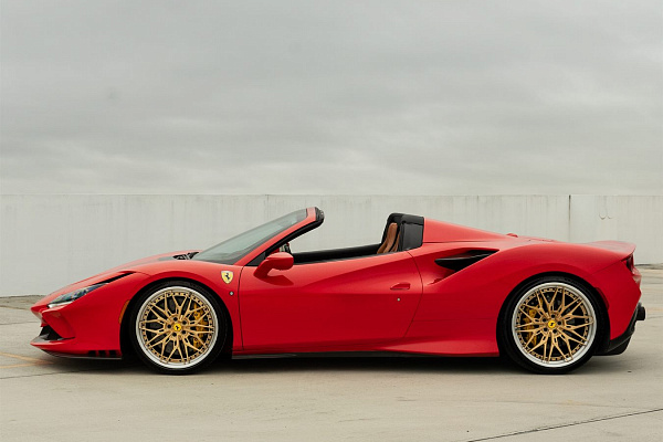 Фото дисков Anrky S3-X1 Сатиновое золото на Ferrari F8