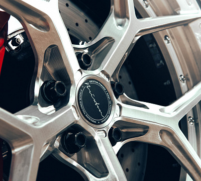Фото дисков Brixton Forged PF7 на Mercedes-Benz AMG GT I