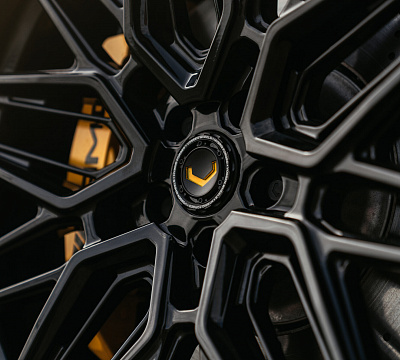 Фото дисков Vossen HF-7 на Mercedes-Benz AMG GT II