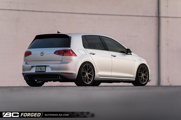 Фото дисков BC Forged KL01 Матовый графит на Volkswagen Golf VII