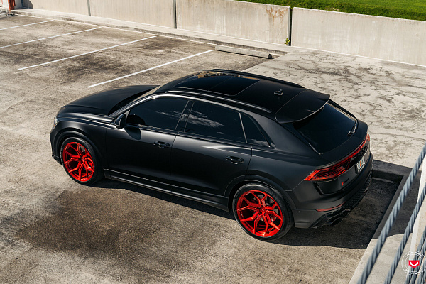 Фото дисков Vossen EVO-3 Красный глянец на Audi Q8