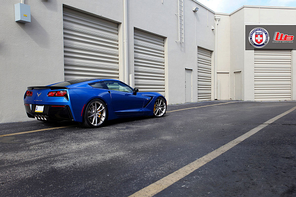 Фото дисков HRE P104 Глянцевый тонированный лак на Chevrolet Corvette C7