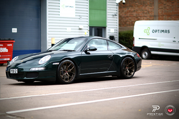 Фото дисков Vossen S21-01 Сатиновая бронза на Porsche 911 VI