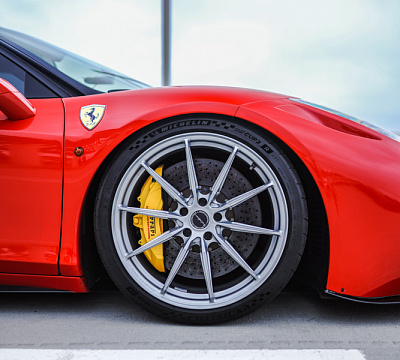 Фото дисков Brixton Forged R11-R на Ferrari 458