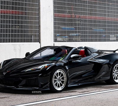 Фото дисков AL13 R10 на Chevrolet Corvette C8