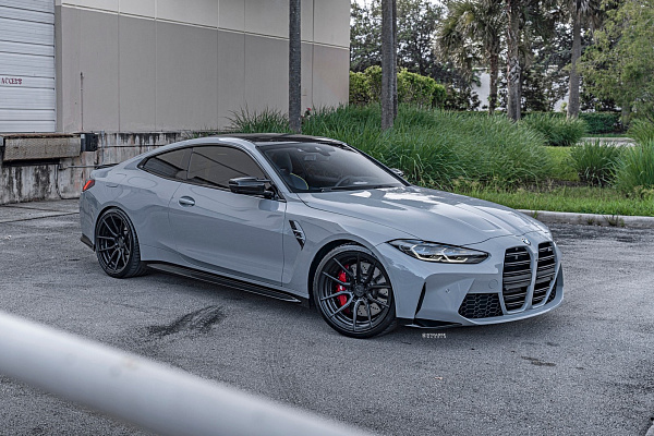 Фото дисков Strasse Wheels SV5 Deep Concave Duoblock Черный сатин на BMW 4/M4 (G22/G82)