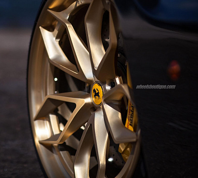 Фото дисков HRE S201H на Ferrari California