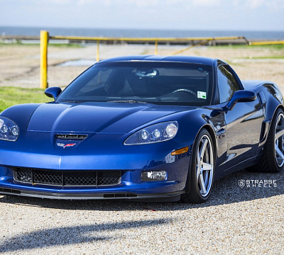 Фото дисков Strasse Wheels S5 Deep Concave на Chevrolet Corvette C6
