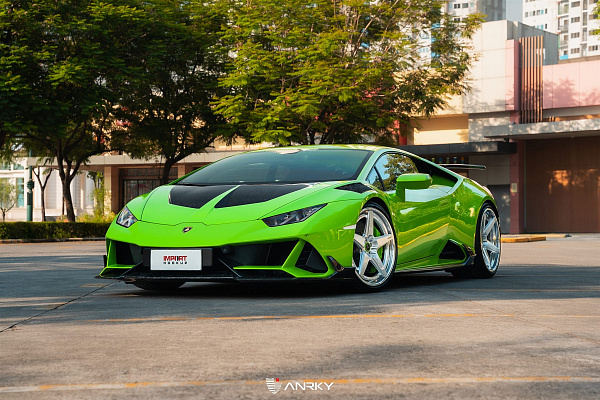 Фото дисков Anrky RS5.3 Глянцевый лак на Lamborghini Huracan