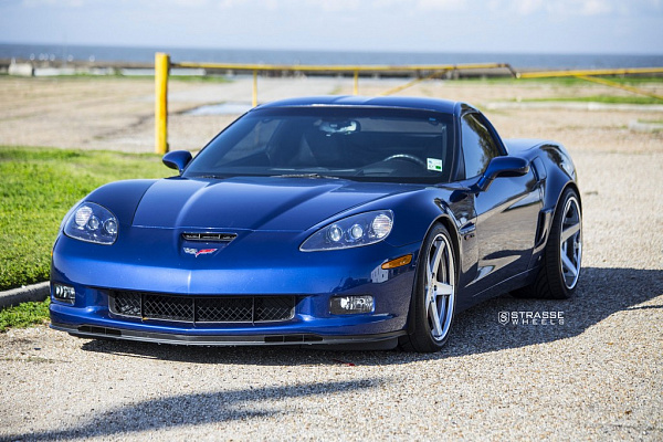 Фото дисков Strasse Wheels S5 Deep Concave Глянцевый лак на Chevrolet Corvette C6