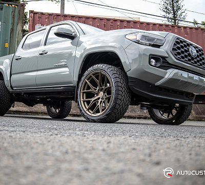 Фото дисков Vossen HF6-4 на Toyota Tacoma III