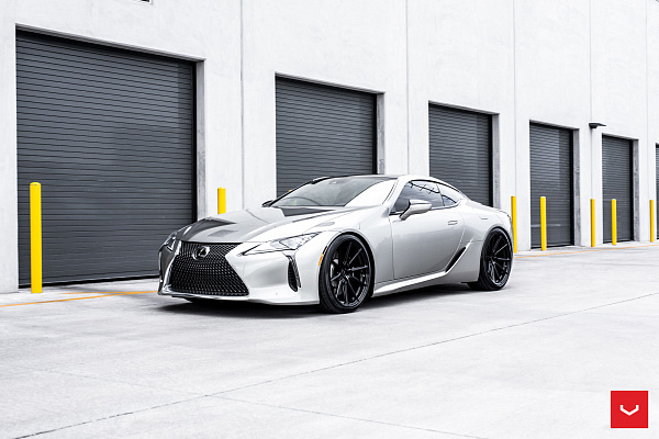 Фото дисков Vossen HF-3 Черный глянец на Lexus LC 500