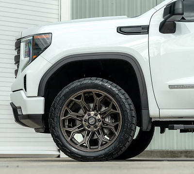Фото дисков 4PLAY 4P83 на GMC Sierra IV