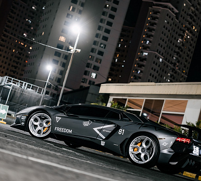 Фото дисков Brixton Forged NC01-R на Lamborghini Aventador