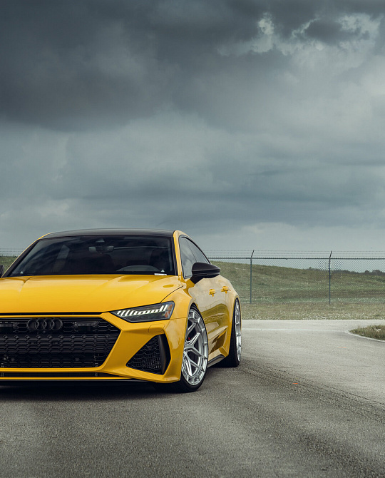 Фото дисков HFX-1 (5-Lug) Серебро на Audi A/RS 7 (4K)