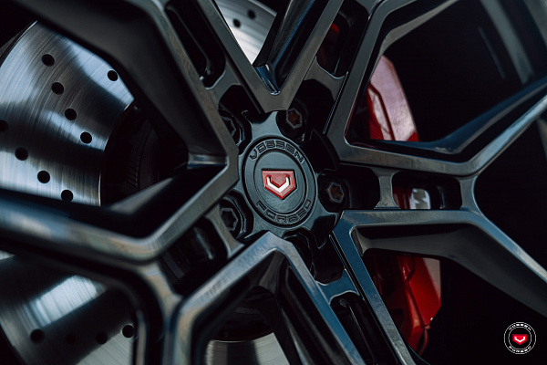 Фото дисков Vossen EVO-4 Черный глянец на BMW X5/X5 M (G05/G18/F95)