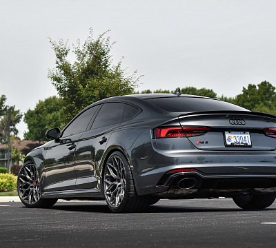 Фото дисков Vossen HF-2 на Audi A/S/RS 5 (F5)