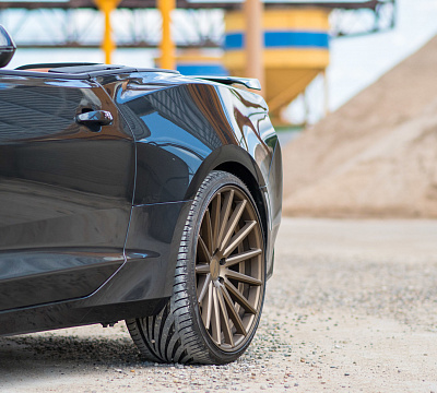 Фото дисков Vossen VFS-2 на Chevrolet Camaro V