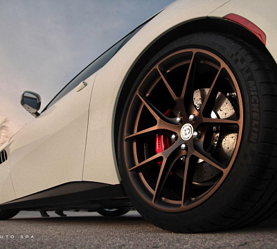 Фото дисков HRE P101 на Ferrari GTC4Lusso