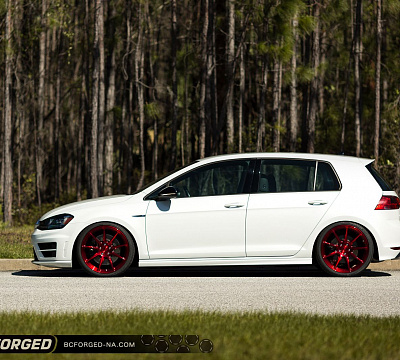 Фото дисков BC Forged RZ39 на Volkswagen Golf VII