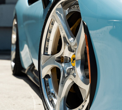 Фото дисков Anrky XR-305 на Ferrari SF90