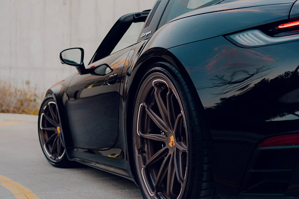 Фото дисков Brixton Forged R11-RS Сатиновая темная бронза на Porsche 911 VIII