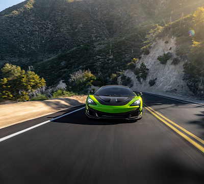 Фото дисков Brixton Forged PF14 R / RS на McLaren 600