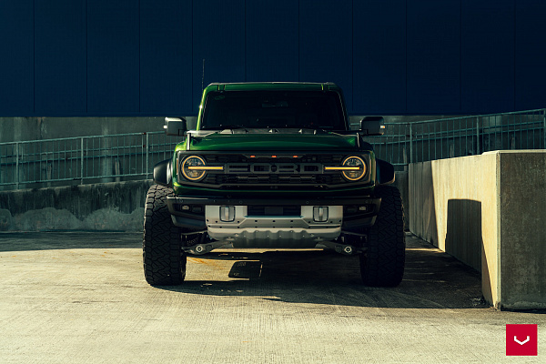Фото дисков Vossen HF6-5 Черный сатин на Ford Bronco
