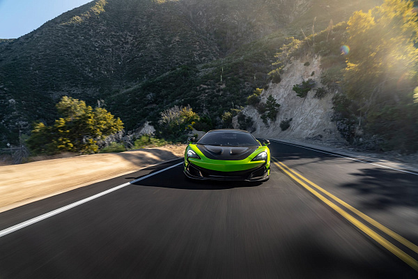 Фото дисков Brixton Forged PF14 R / RS Сатиновый темный лак на McLaren 600