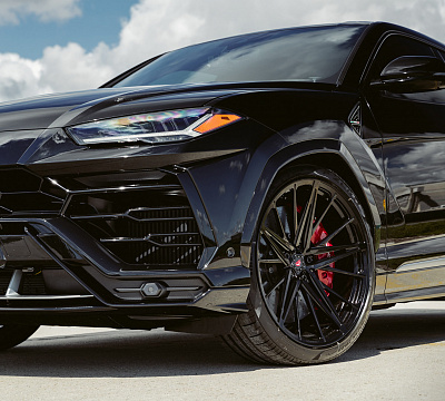Фото дисков Vossen M-X6 на Lamborghini Urus