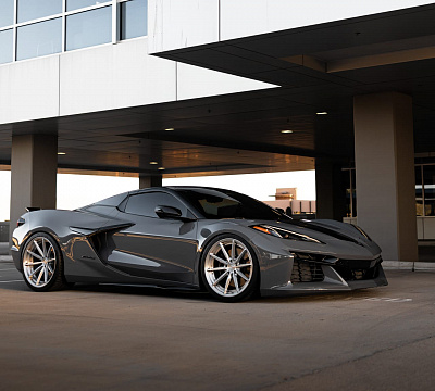 Фото дисков Brixton Forged R11-R на Chevrolet Corvette C8