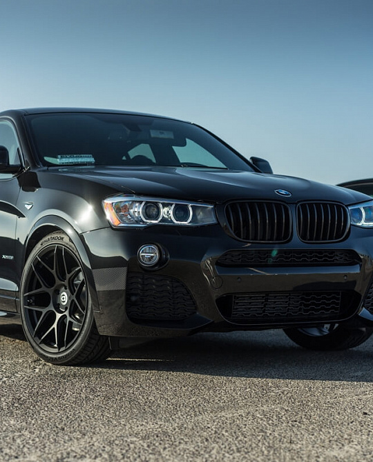 Фото дисков FF01 Черный сатин на BMW X4 (F26)
