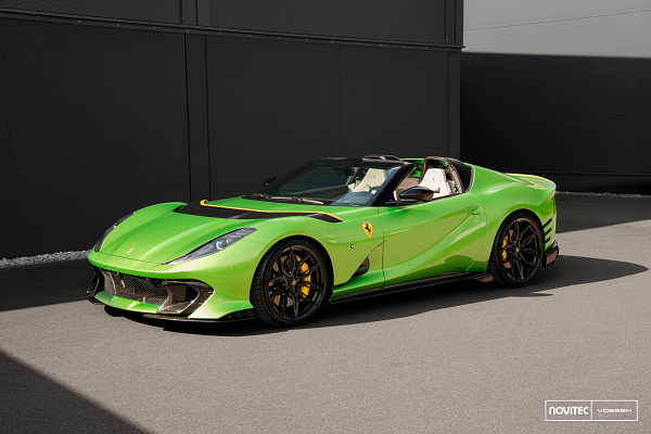 Фото дисков NOVITEC NF11 Черный глянец на Ferrari 812