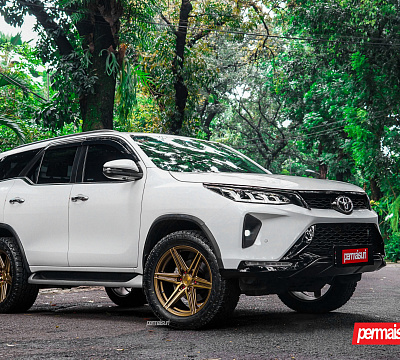 Фото дисков Vossen HF6-2 на Toyota Fortuner II