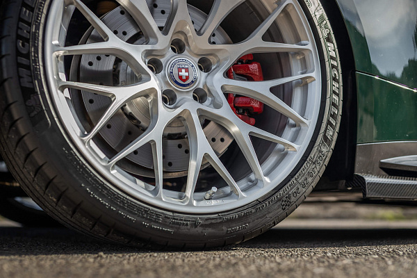 Фото дисков HRE 520M Глянцевый лак на BMW 4/M4 (G22/G82)